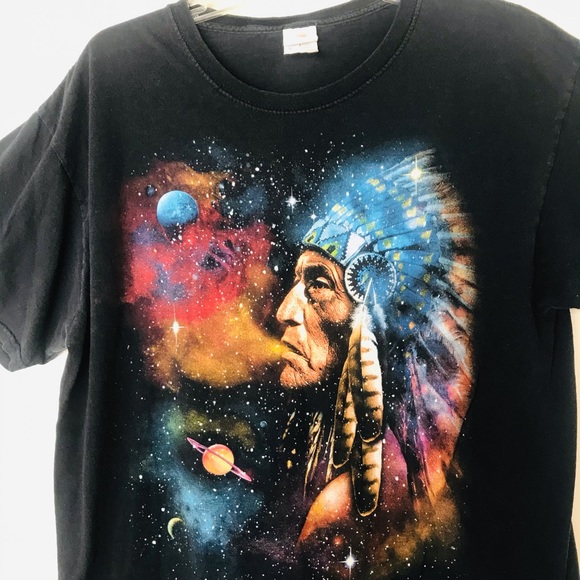 Vintage Native American Face Oversize Graphic Tee - Picture 5 of 6